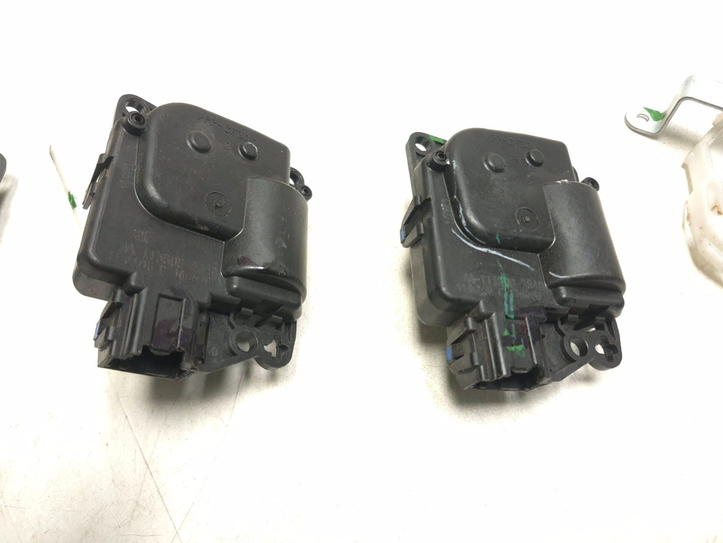2017 Dodge Journey HVAC Flap Vent Actuator Servo Motor 4pcs OEM
