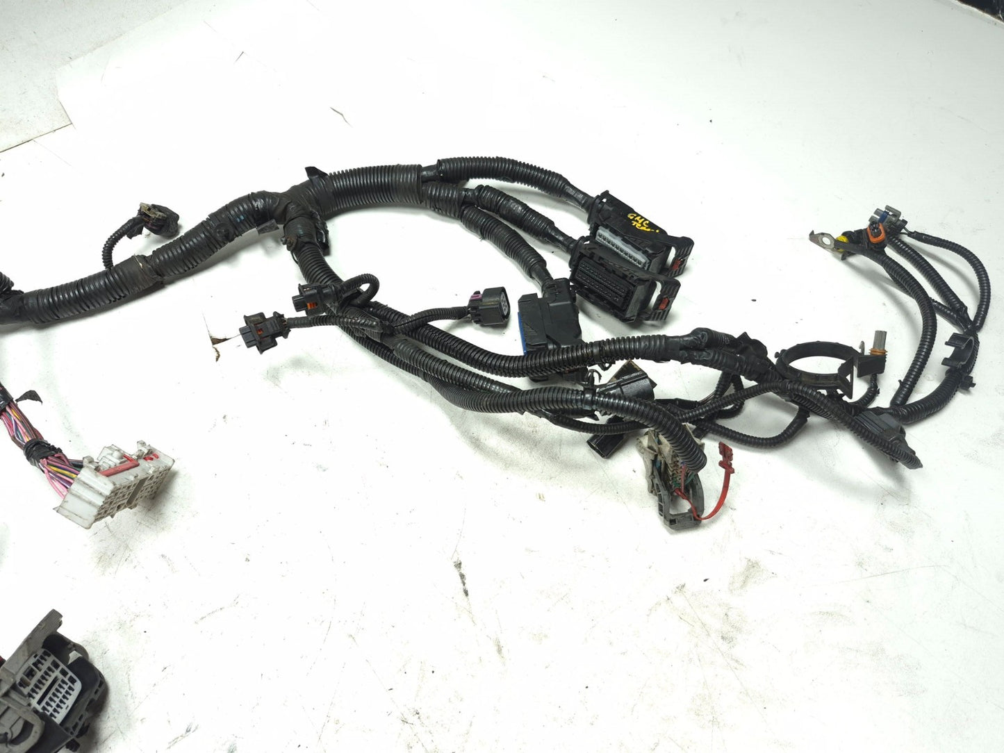 2011 GMC Terrain 2.4l Engine Wire Harness OEM