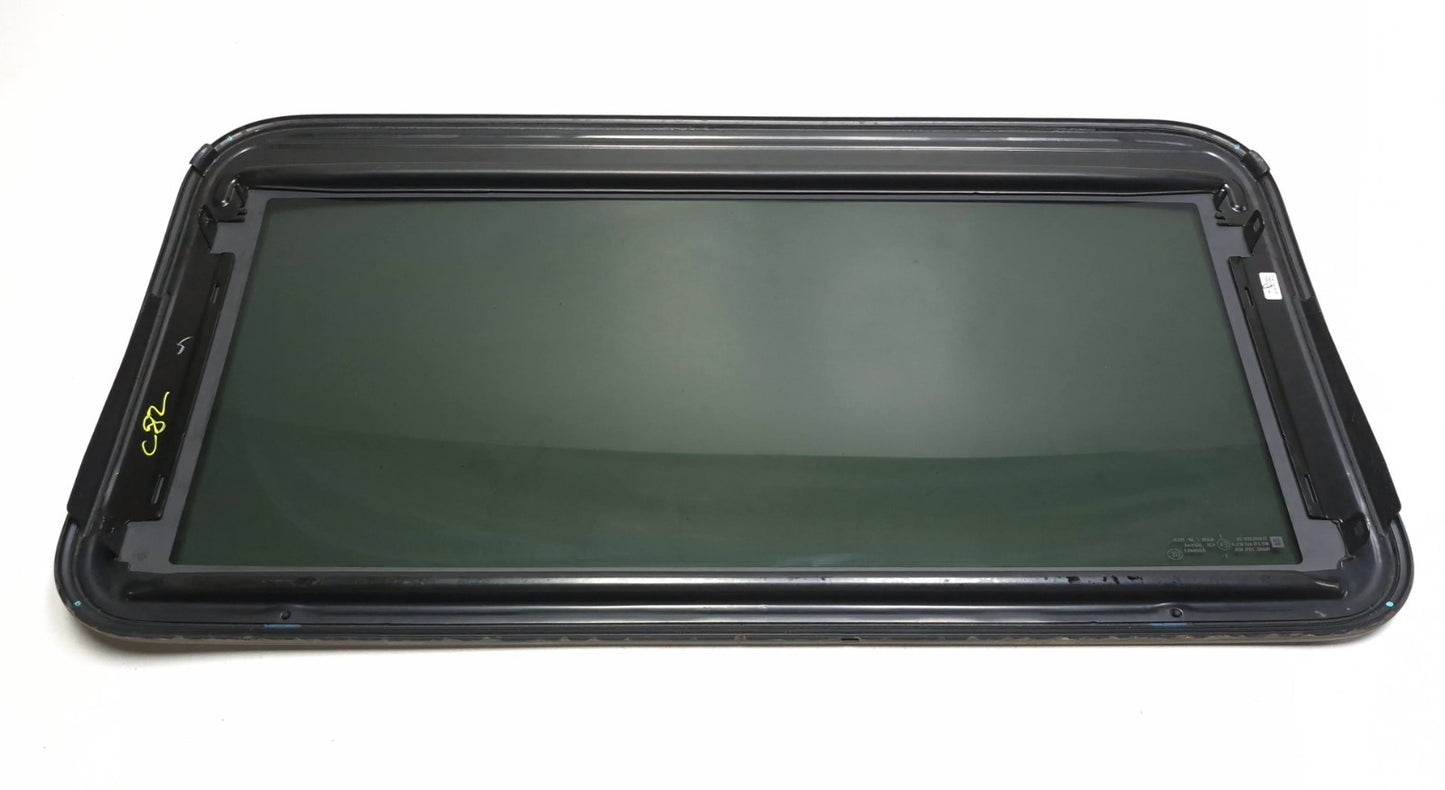2013 Cadillac Escalade Esv Sunroof Window Glass OEM