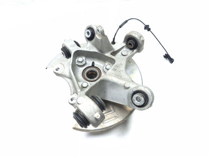 2018 Tesla Model 3 Rear Spindle Knuckle W/ Hub Driver Side 1044411-00-f OEM