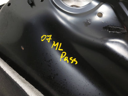 2007 Mercedes Ml500 Front Seat Lower Cushion Passenger Side Right OEM
