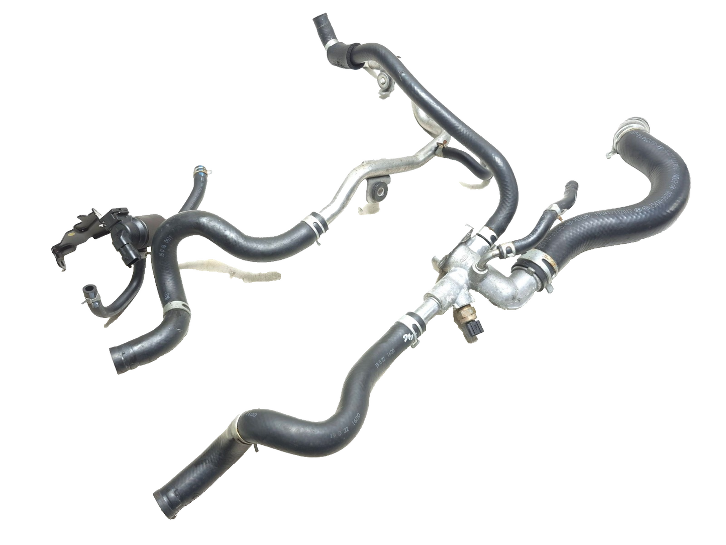 2019 Hyundai Kona Coolant Thermostat Outlet W/pipe & Vapor Canister Valve OEM