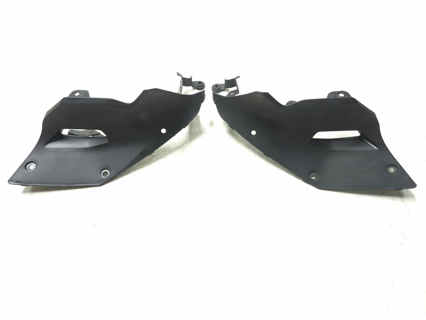 2019 Kawasaki Z400 Er400d Front Inner Shroud Cover Left & Right Pair OEM