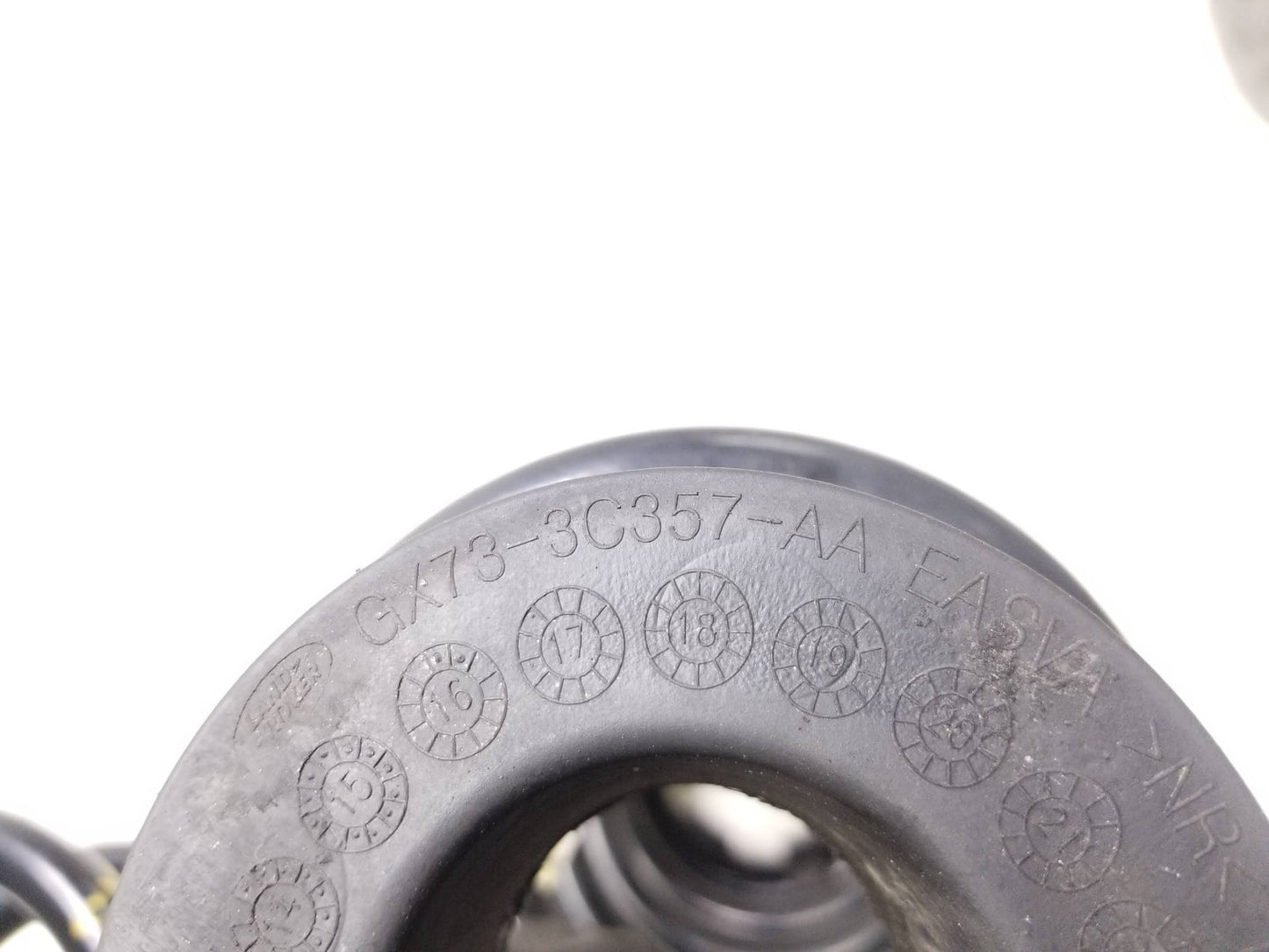 2017 Jaguar Xe Rear Suspension Coil Spring OEM Gx73-5534-ba