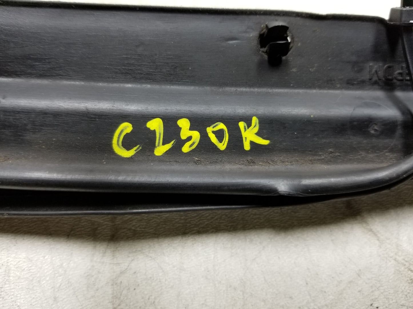 02-05 Mercedes W203 C230 Coupe Door Weatherstrip Seal Left & Right OEM