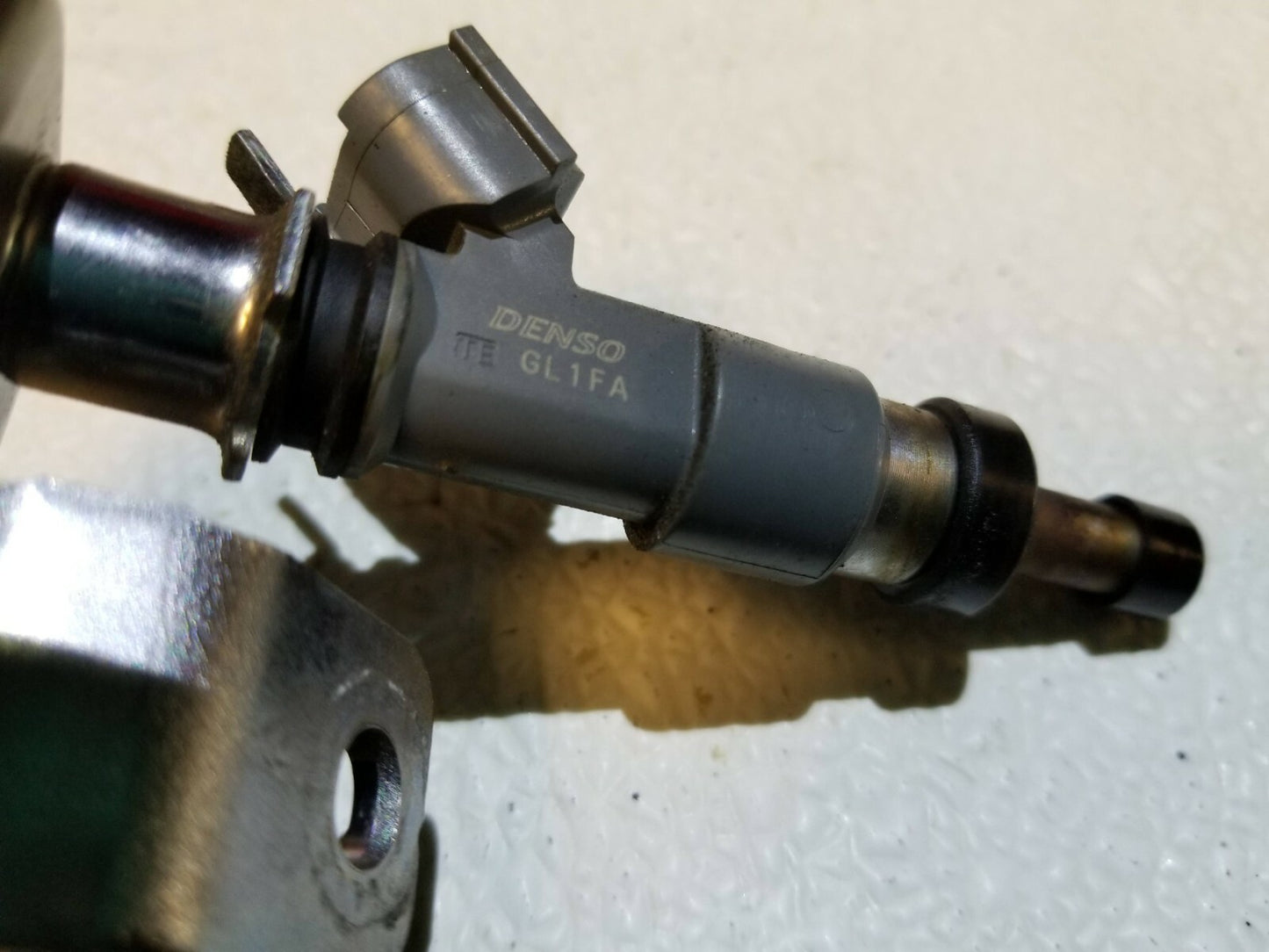 2017 Subaru Legacy Fuel Rail W/ Injector 2.5l OEM 10k Miles