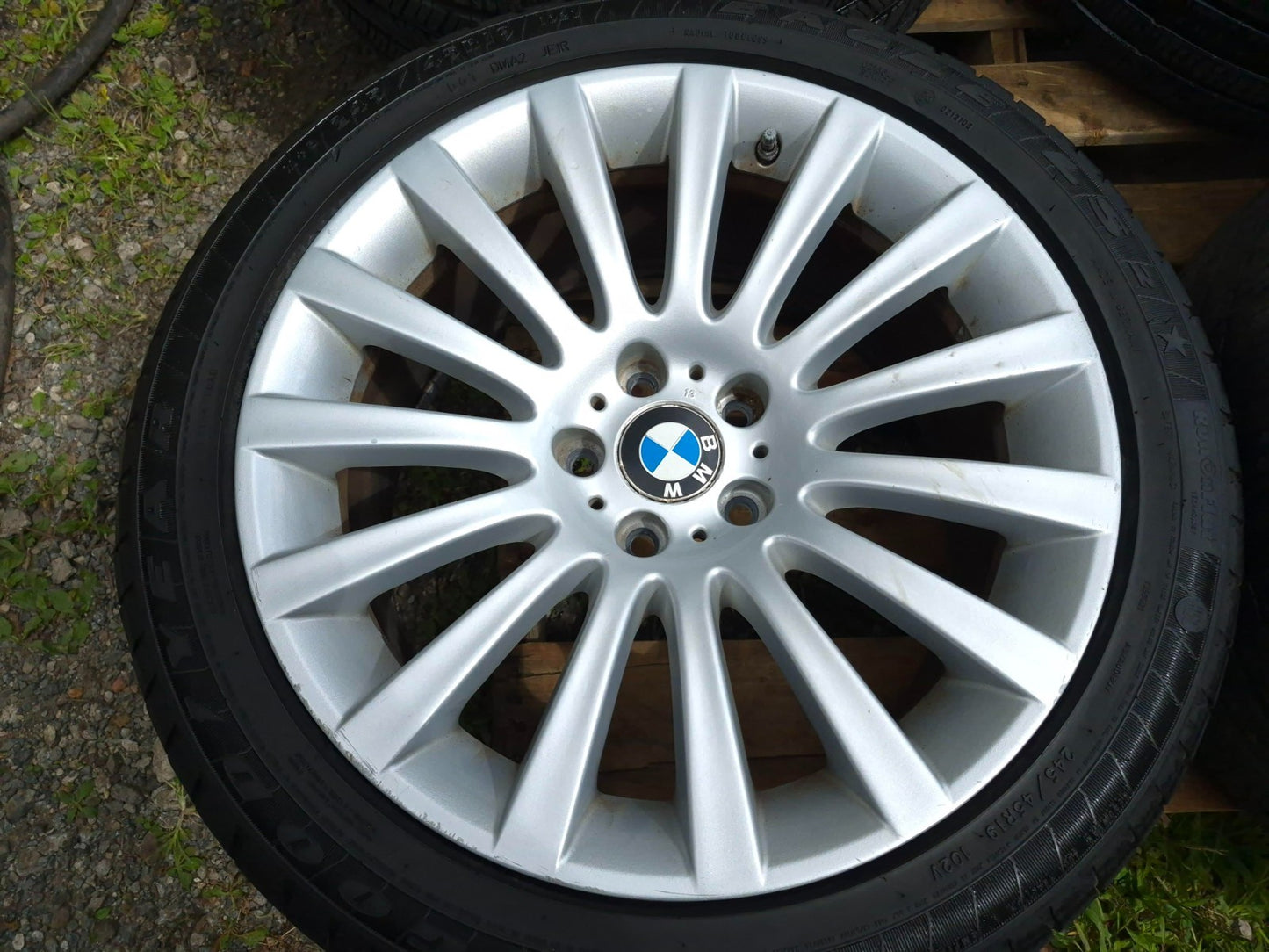 2011 BMW 750li Wheel Rim W/ Tire 245/45/r19 19x8.5j 4.8/32 Et 25 4 Pcs OEM