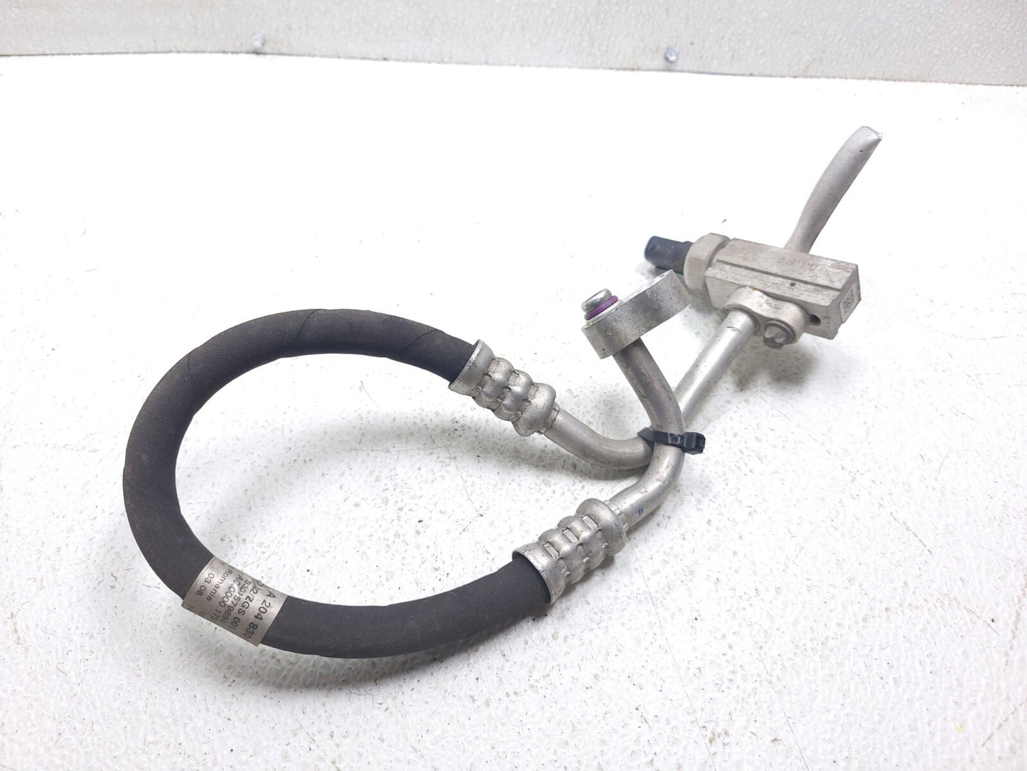 11 - 16 Mercedes E350 W212 A/c Hose Pipe Line A2048305116 OEM