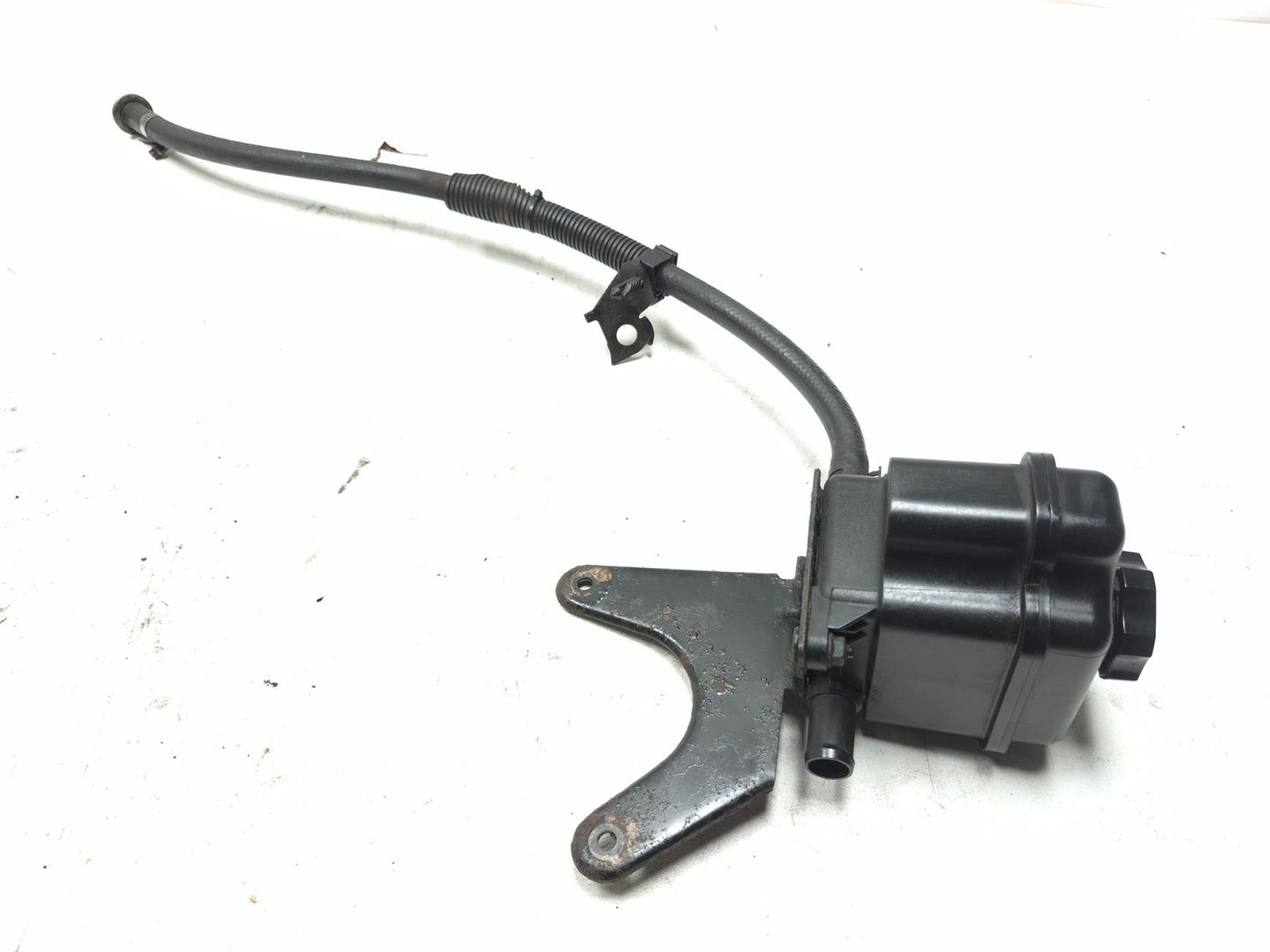 2015 GMC Acadia Power Steering Fluid Reservoir OEM