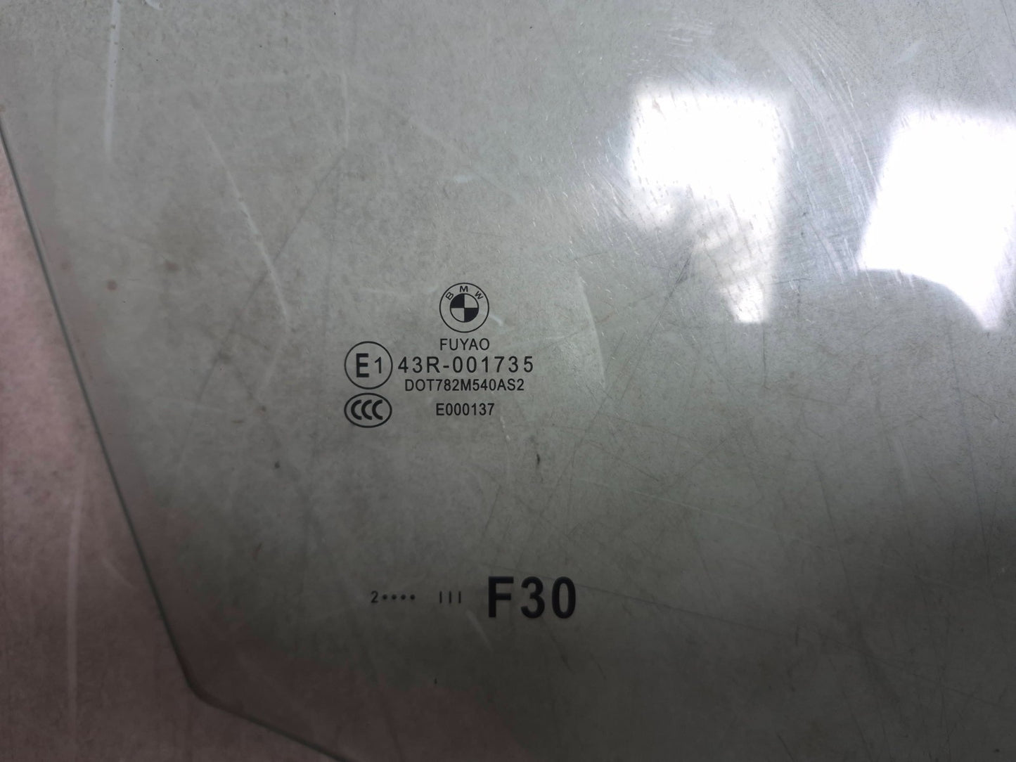 2013 BMW 328i F30 Front Door Window Glass Passenger Side Right OEM
