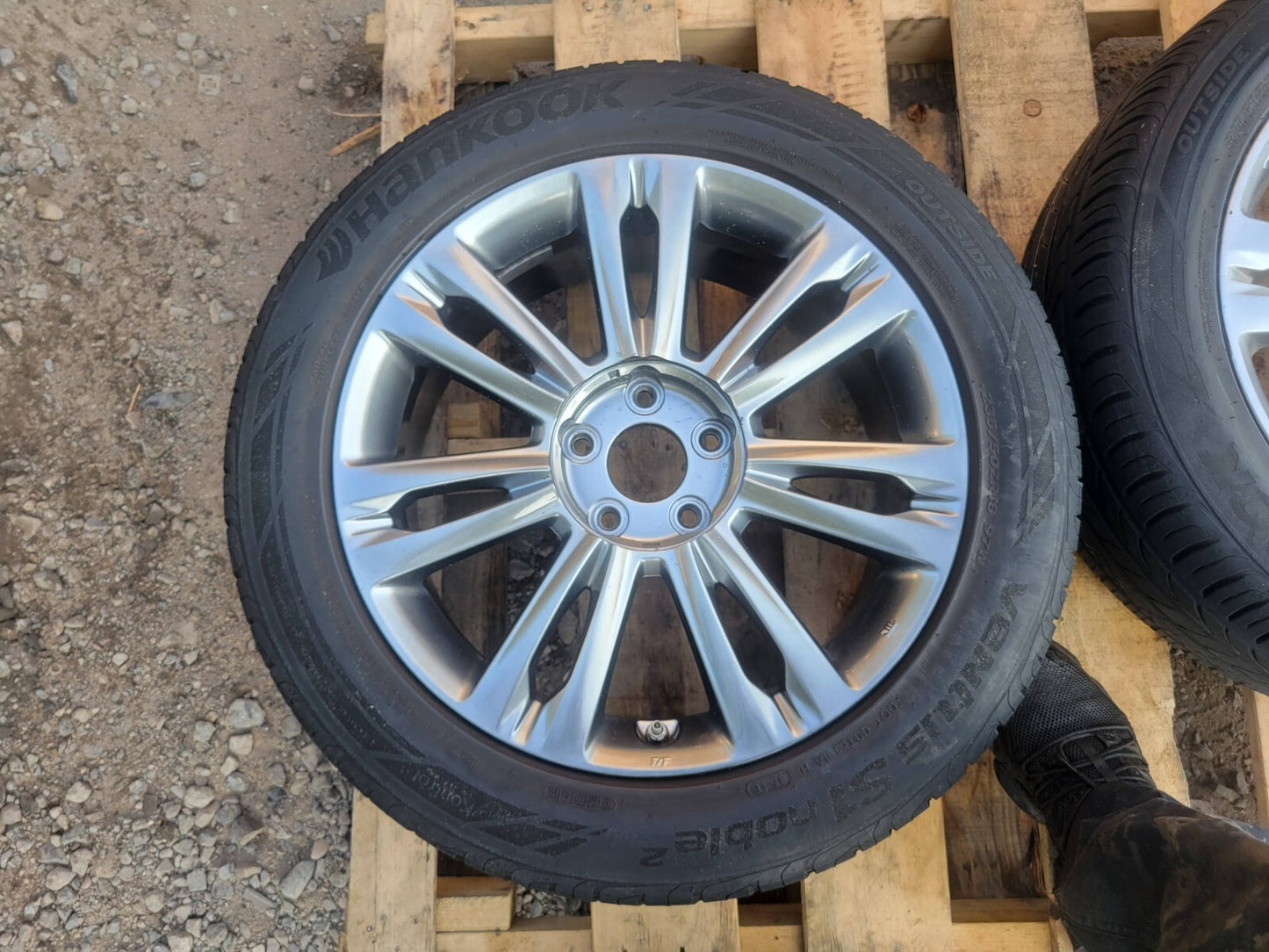 2009 Genesis Sdn Wheel Rim W/ Tire Nankook Ventus S1 235/50zr18 2pcs OEM