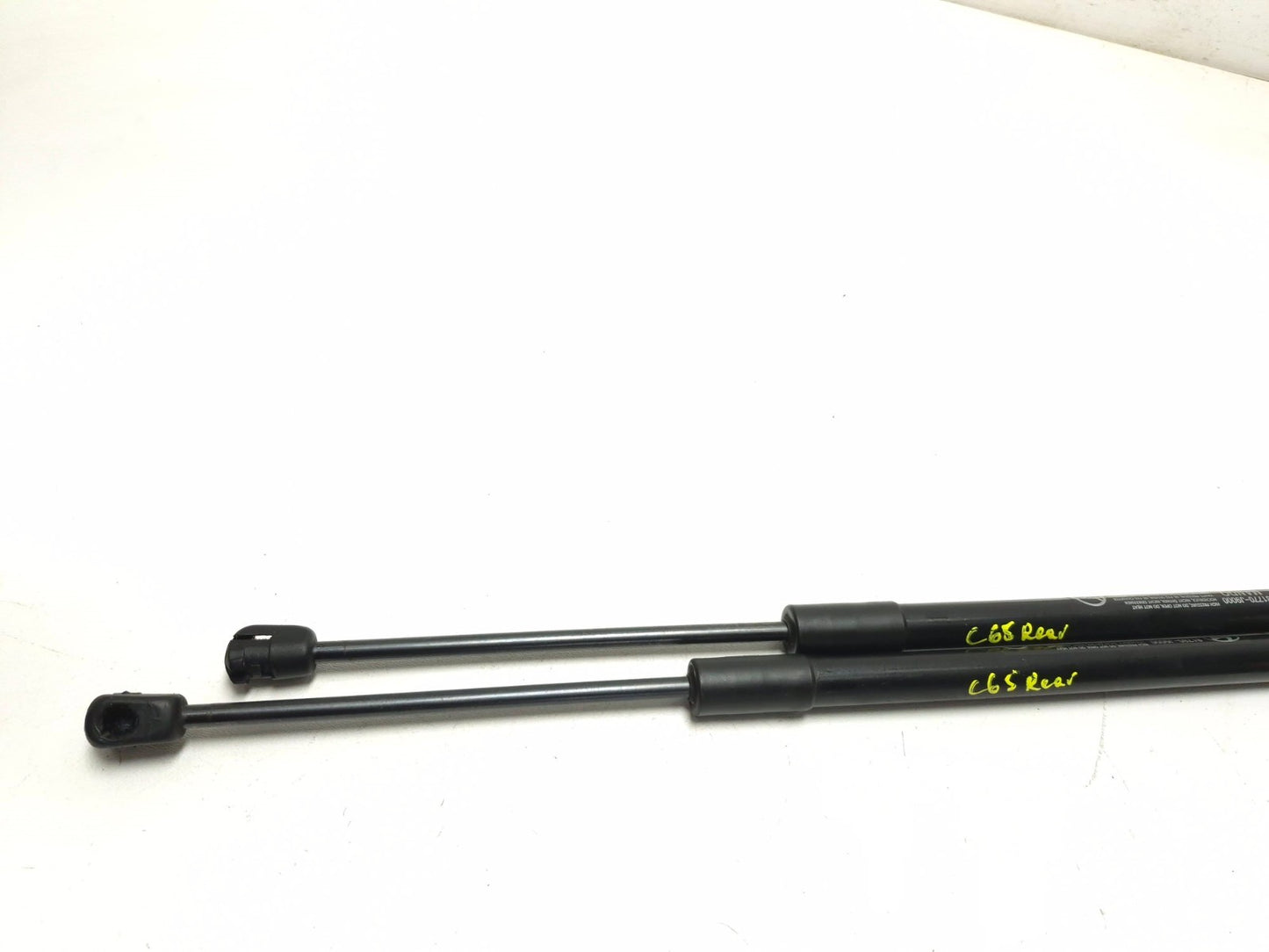 2019 Hyundai Kona Tailgate Lifter Left & Right Pair OEM
