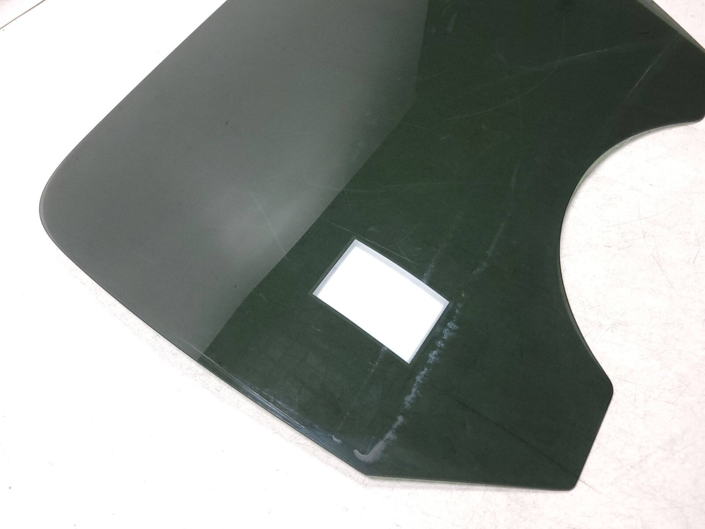 2010 - 2014 Chevrolet Suburban Door Window Glass Rear Passenger Side Right OEM