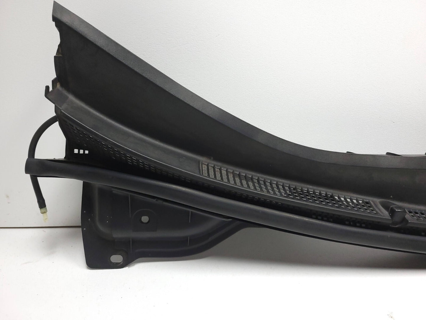 2009 Mazda Cx-7 Windshield Cowl Grille Panel OEM