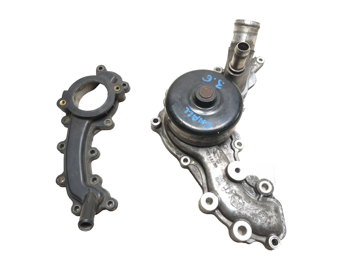 2015 Dodge Challenger Engine Water Pump 3.6l OEM