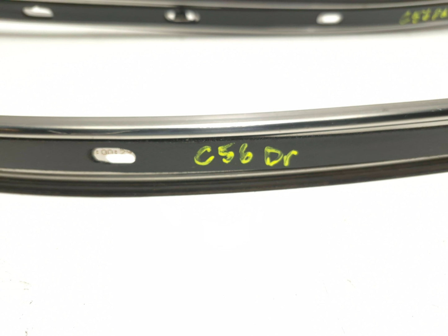 2020 Dodge Challenger 5.7l Front Upper Door Seal Weatherstrip Molding Pair OEM
