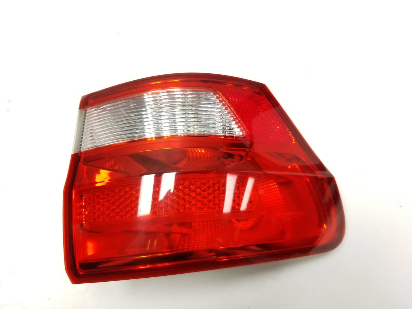 2011-2013 Jeep Grand Cherokee Tail Light Left & Right OEM