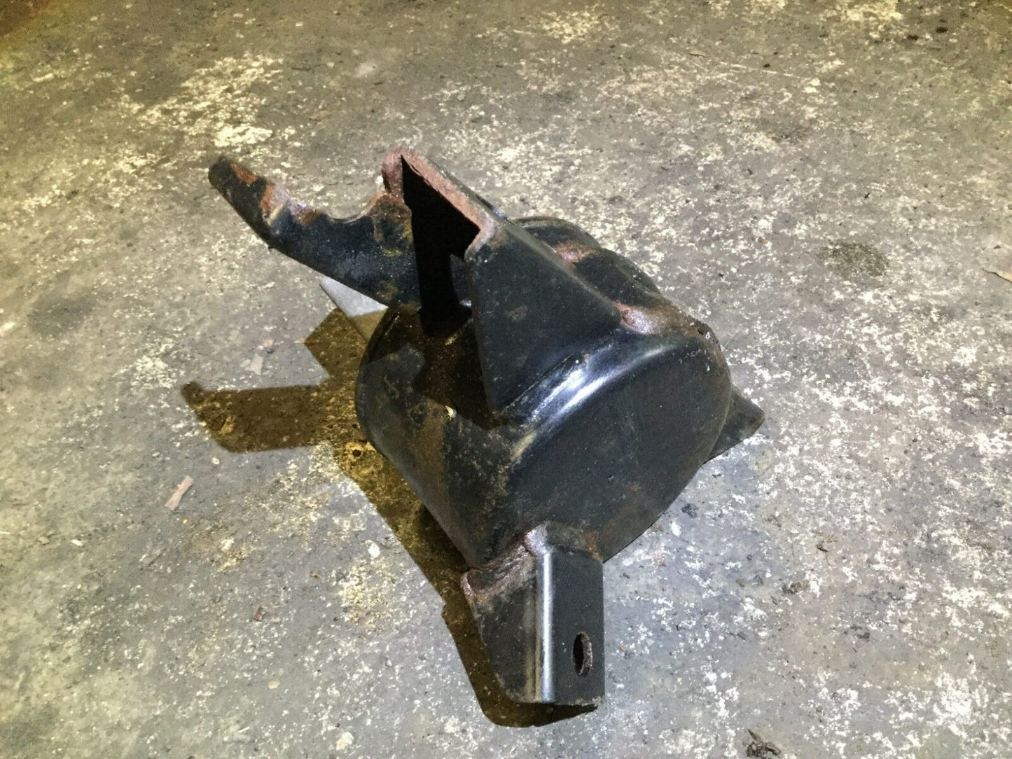 06 07 08 09 10 11 Kia Rio 1.6l Engine Mount OEM