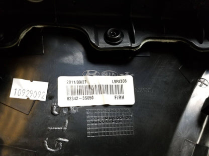 11 - 14 Hyundai Sonata Door Panel Trim Front Passenger Side Right OEM