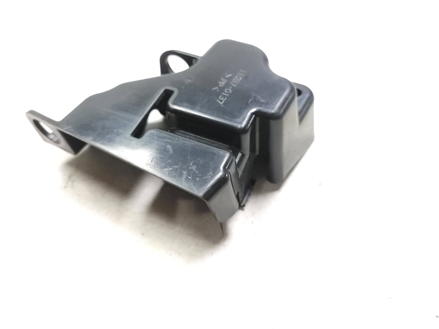 2017 - 2023 Kawasaki Ex650 Ninja 650 Engine Starter Relay Cover 11057-0137  OEM