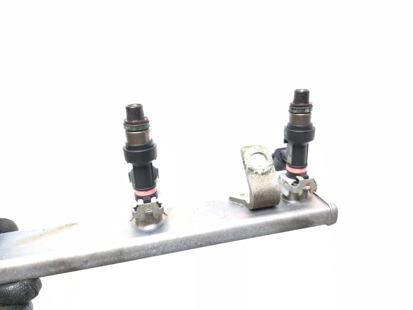 2018 Nissan Altima 2.5l Fuel Rail W/ Injector OEM 17520-3ta1a