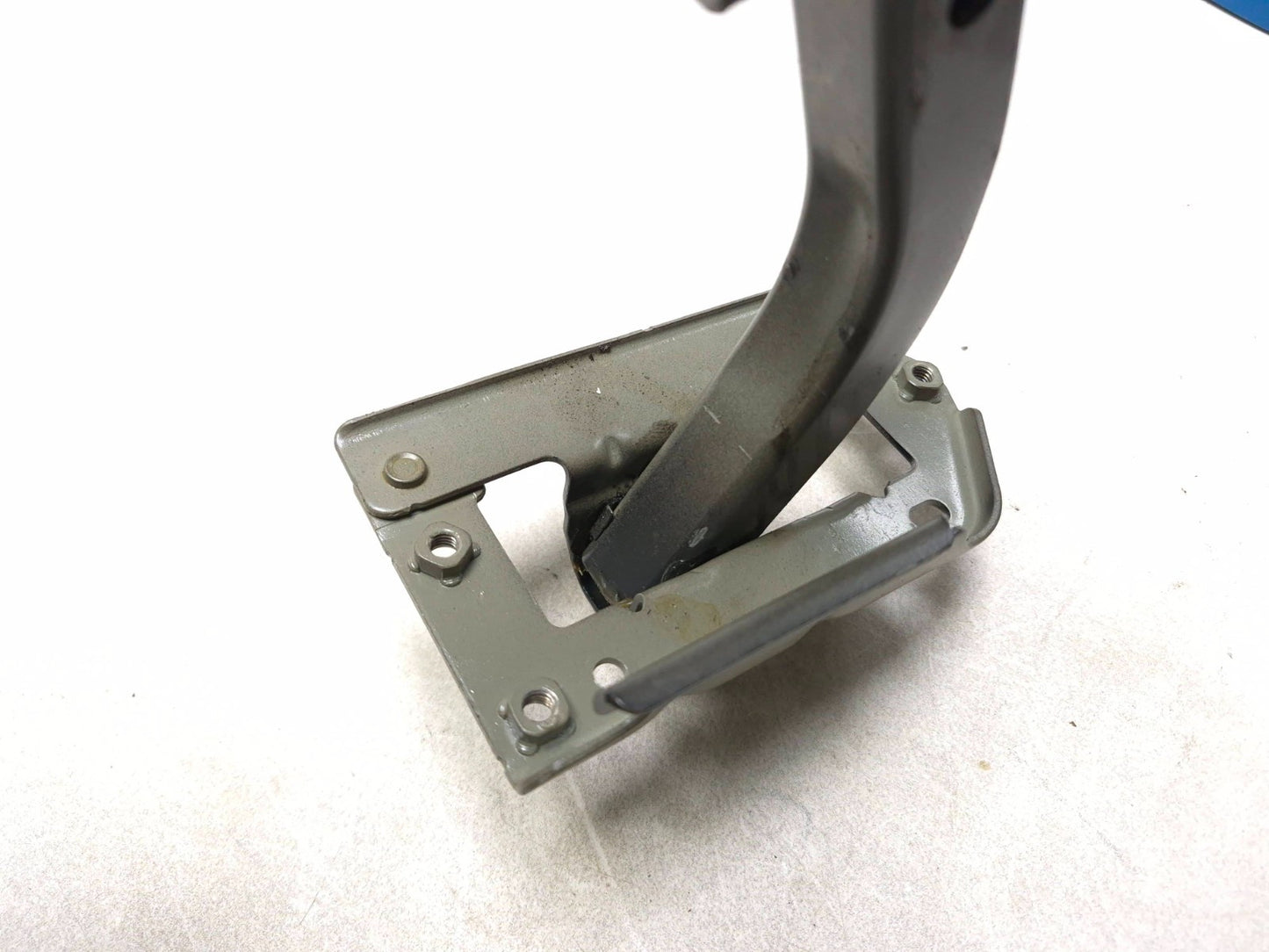 2018 Nissan Altima Trunk Lid Hinge Left & Right OEM