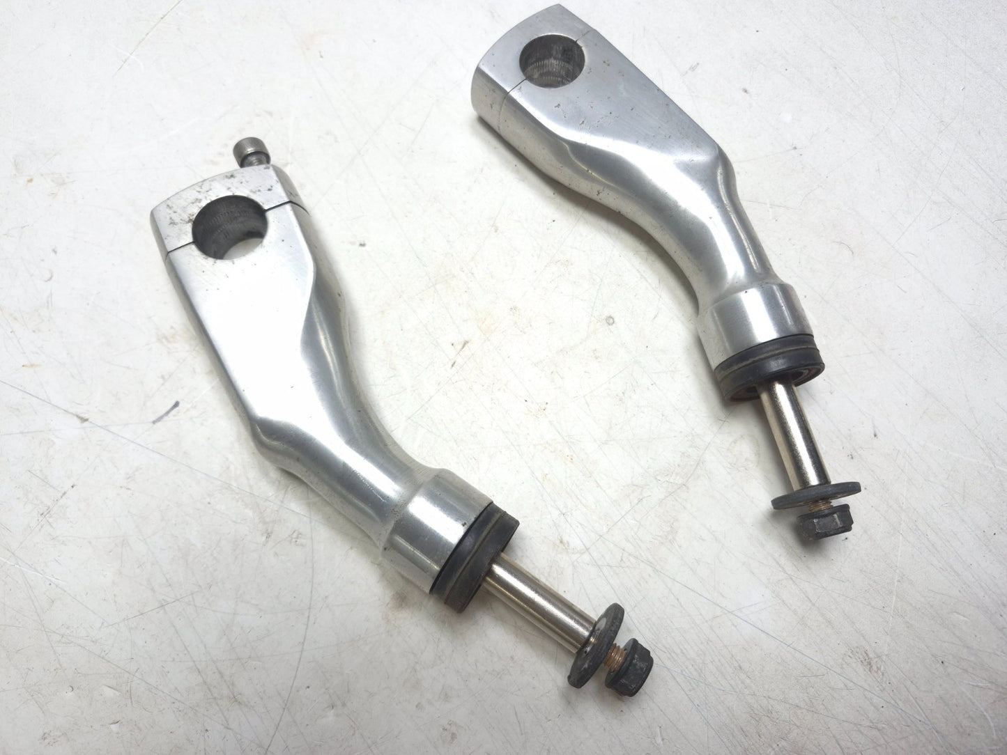 2009 Honda Shadow Vt750 Spirit Handlebar Risers 2pcs OEM