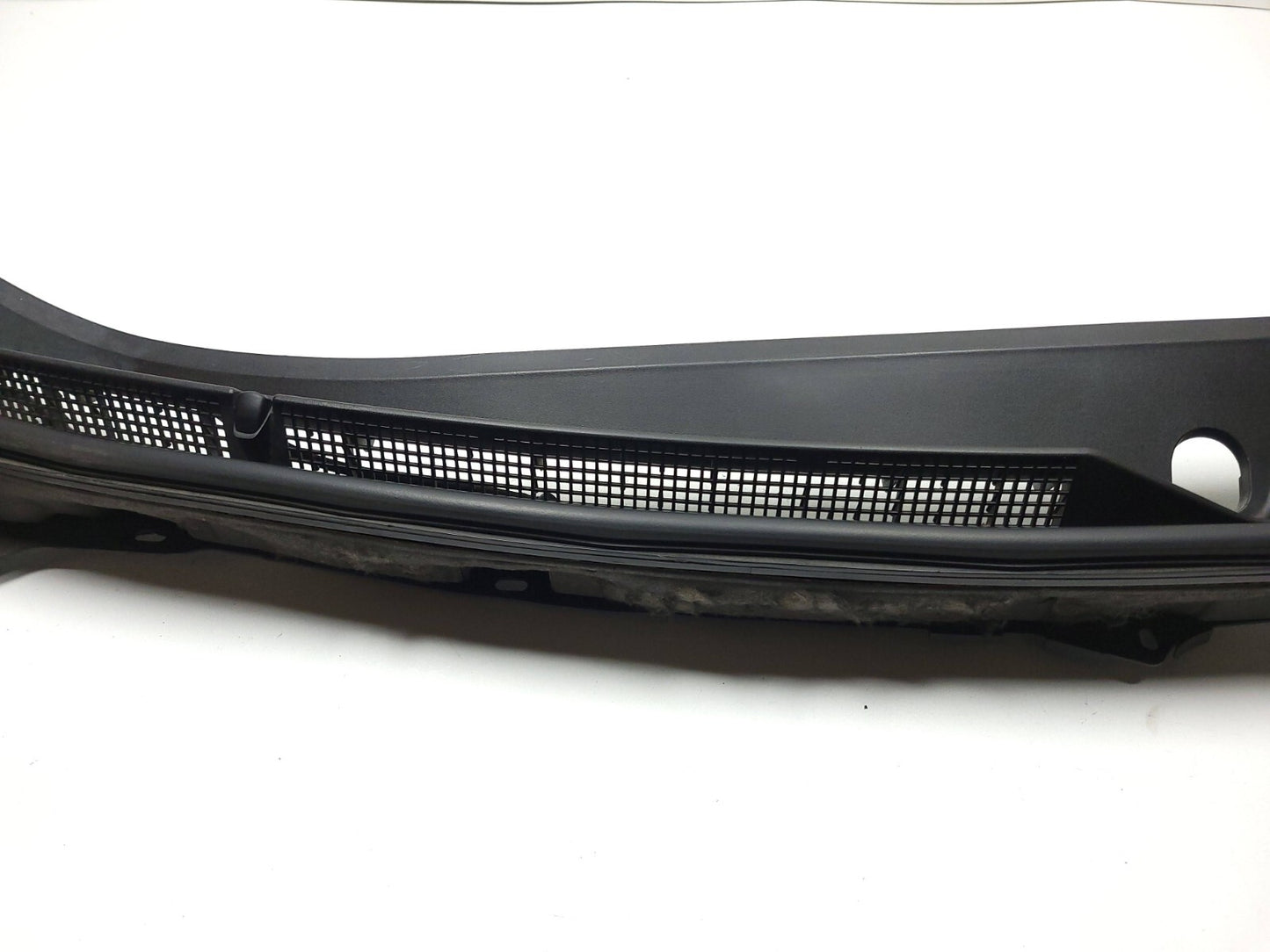 2010 - 2015 Mazda Cx-9 Front Windshield Wiper Cowl Trim OEM