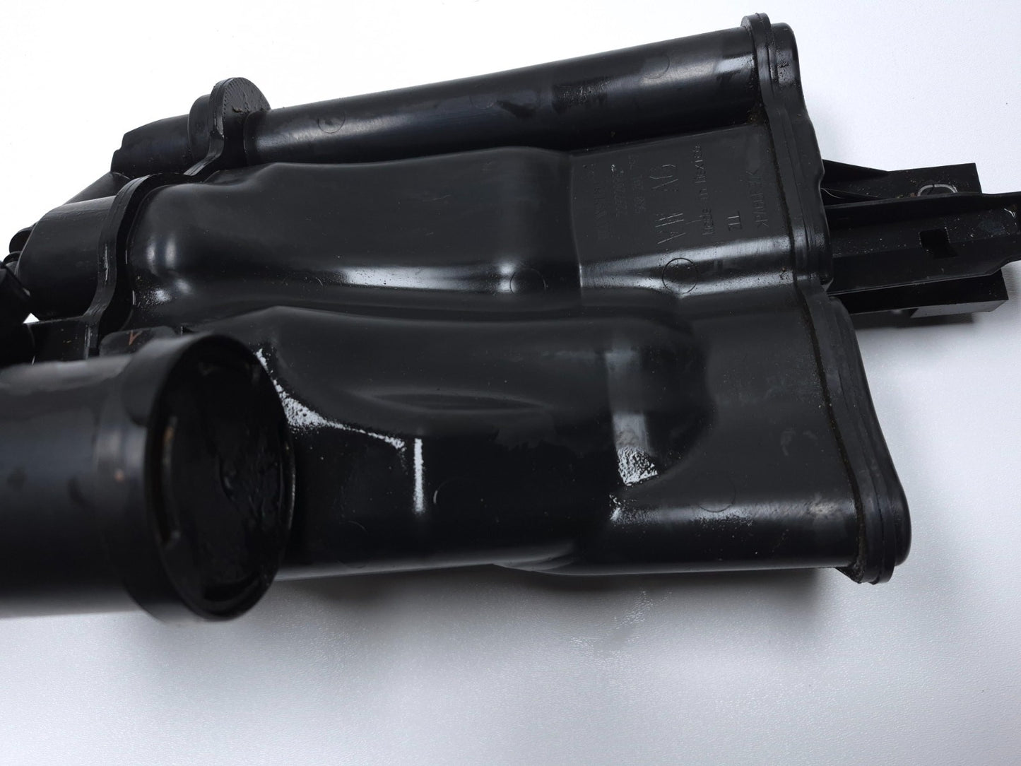 2015 Volkswagen Golf Fuel Evap Vapor Charcoal Canister  OEM