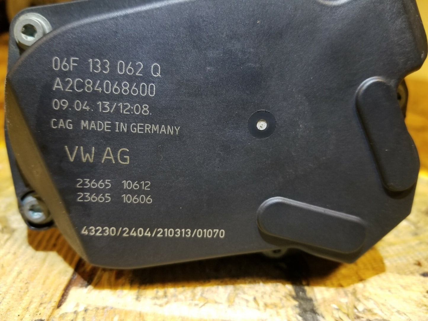 13 14 15 Audi A4 2.0l Throttle Body OEM