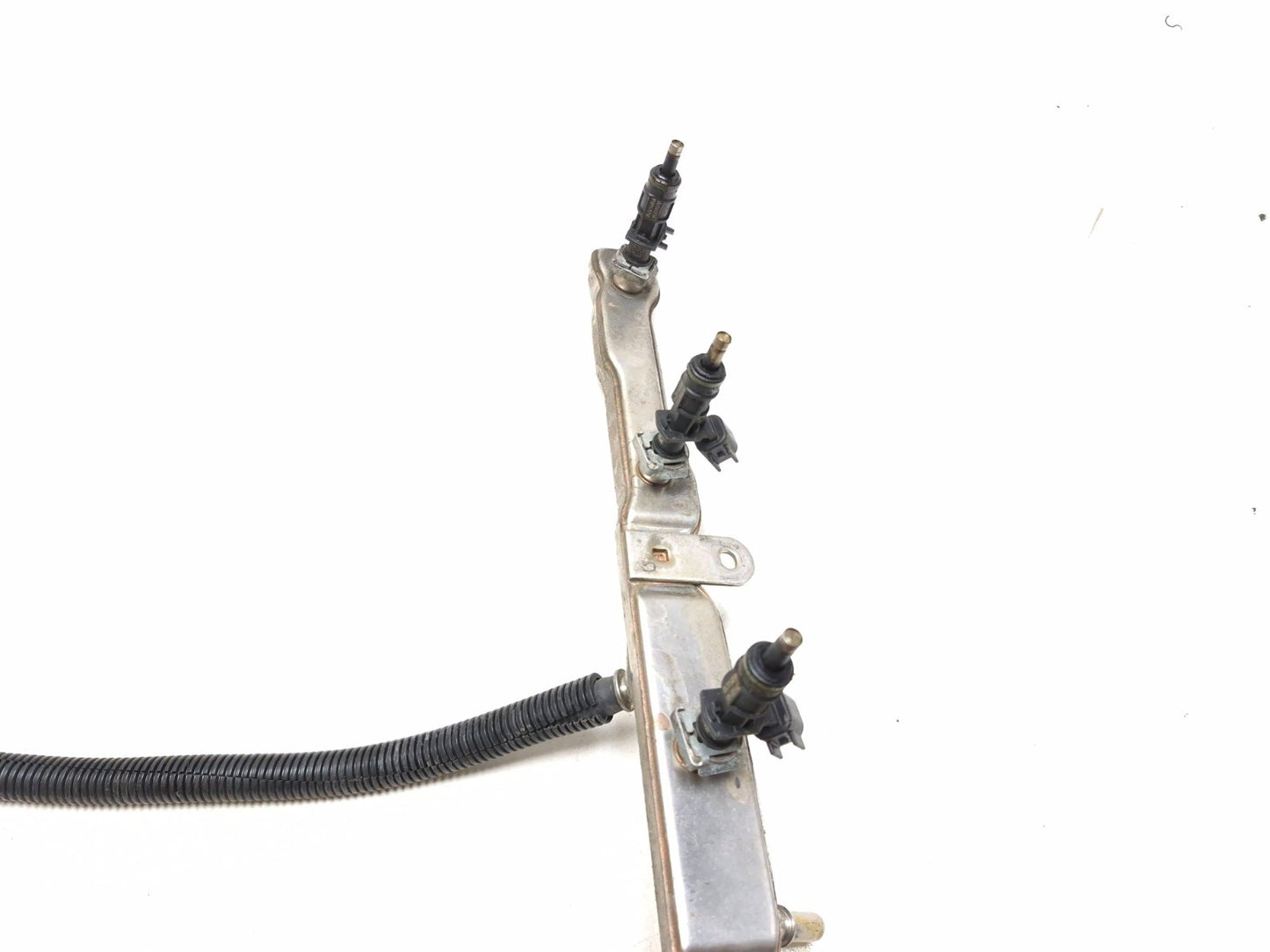 2020 Dodge Challenger 5.7l Fuel Rail Assy OEM