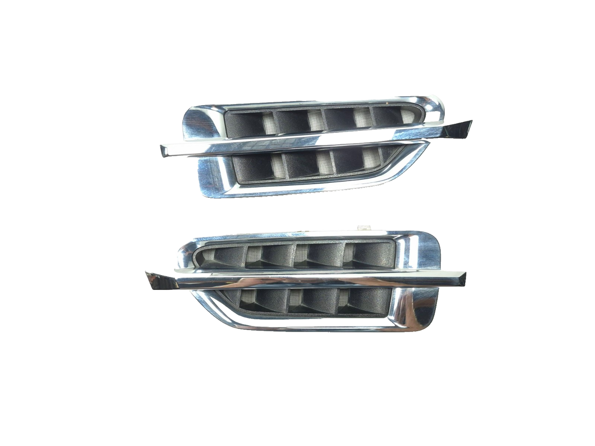 2013 Cadillac Escalade Front Fender Vent Grille Left & Right OEM