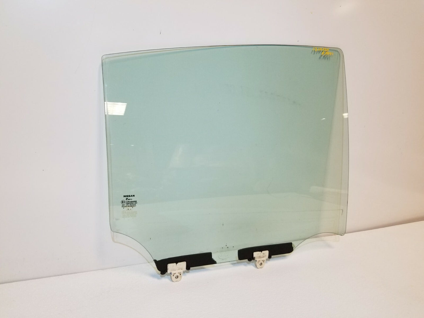 2013 Nissan Versa Rear Door Window Glass Right Passenger Side OEM