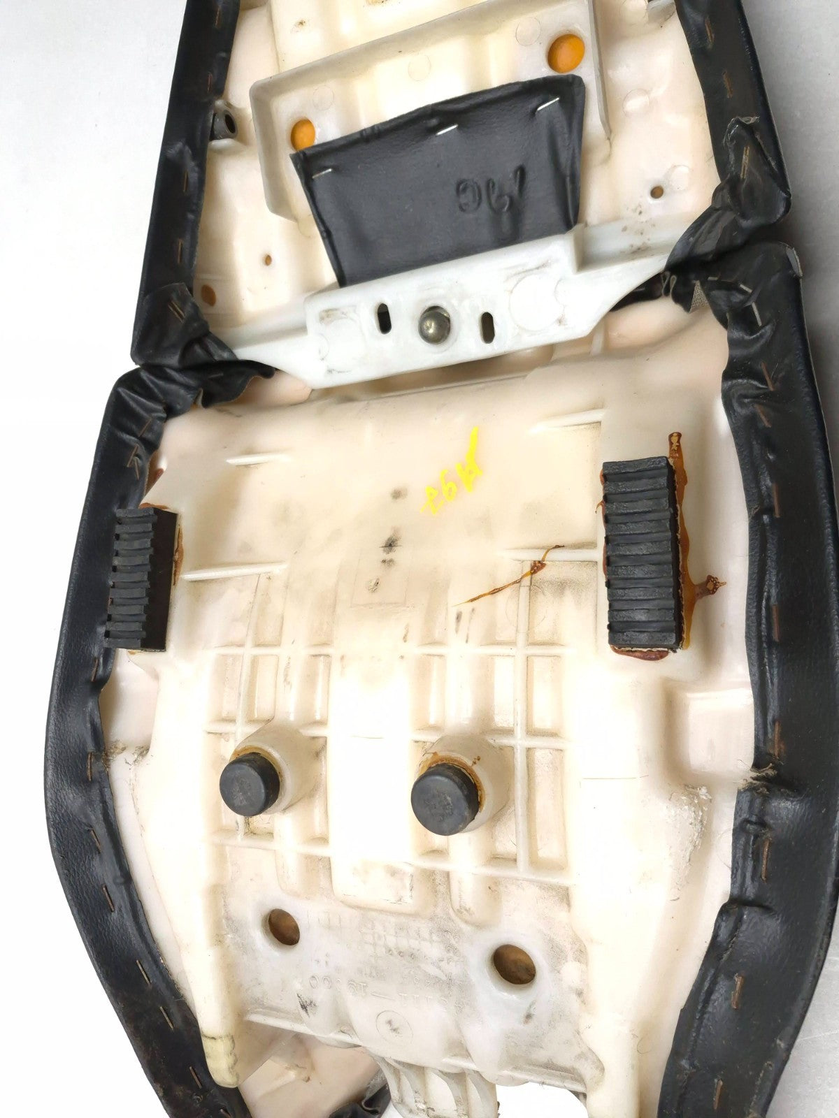 1993 Suzuki Gsx 600 Fp Katana Driver Seat & Passenger Seat Assy OEM