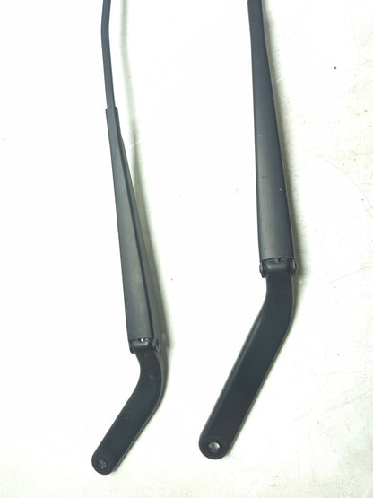 2008 BMW X6 E71 Front Windshield Wiper Arm Left & Right OEM