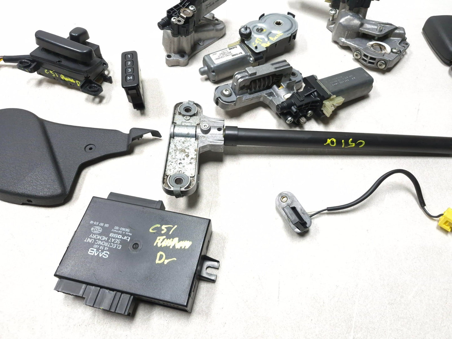 2007 Saab 9-5 Front Driver Power Seat Memory Switch Control Kit OEM