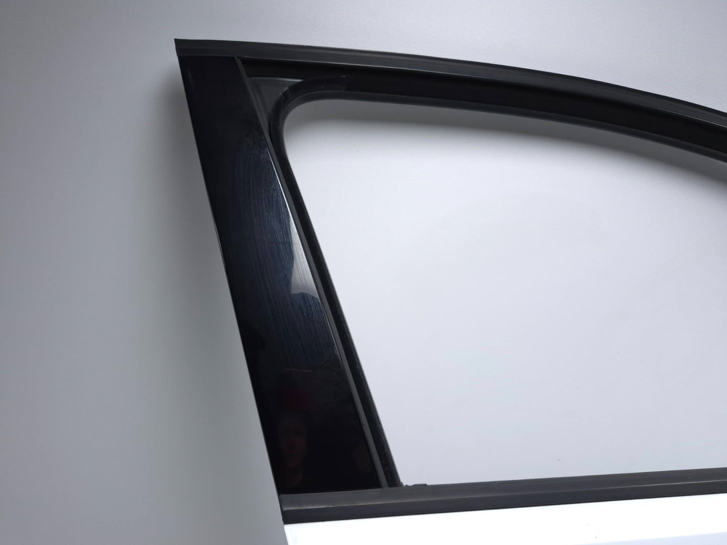 2015 Volkswagen Golf  Tsi Door Shell Front Passenger Side Right OEM