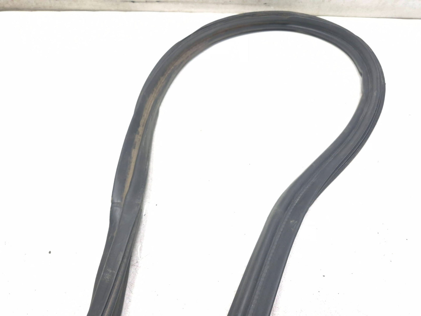 2011 Hyundai Veracruz Trunk Weatherstrip Seal OEM