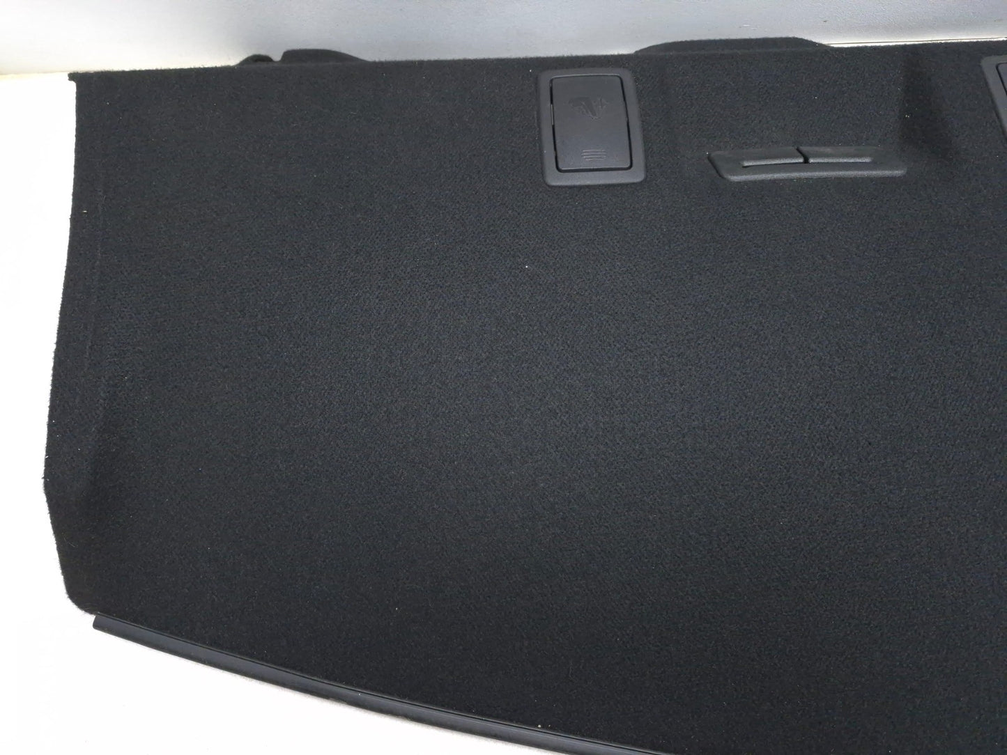 2018 Chrysler 300 Limited AWD Trunk Deck Shelf Package Tray Trim Cover Panel OEM