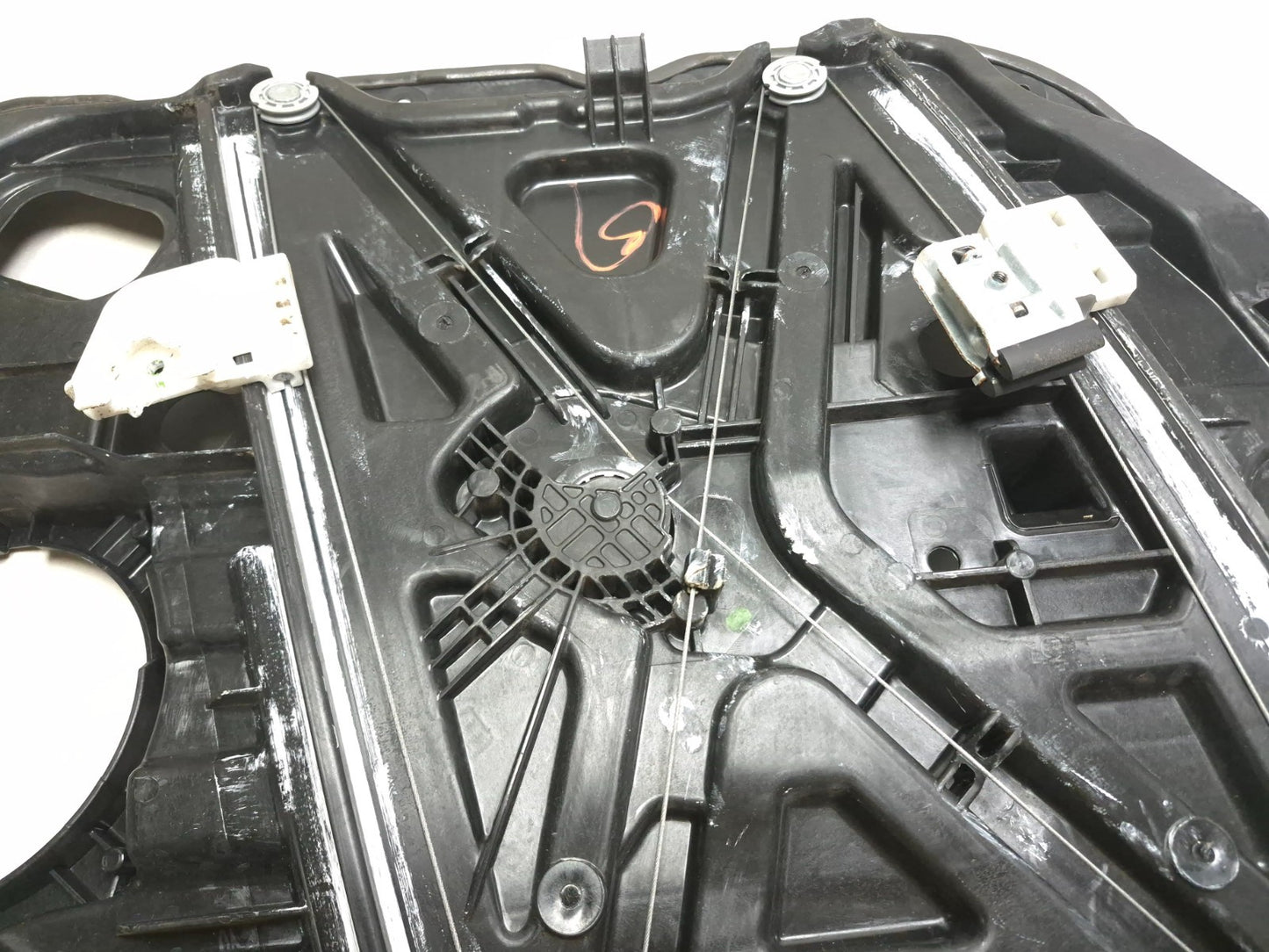 2018 Hyundai Sonata Front Door Window Regulator Panel Passenger Side Right OEM