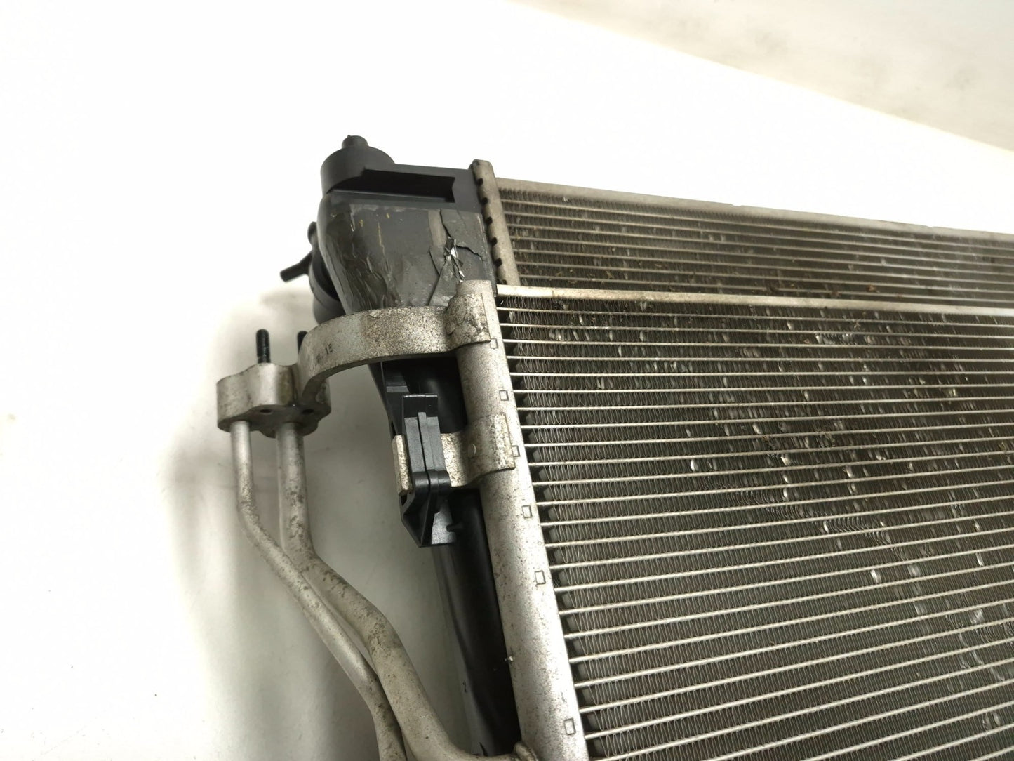 2012 Hyundai Sonata Engine Cooling Radiator & Condenser 2.4l  OEM