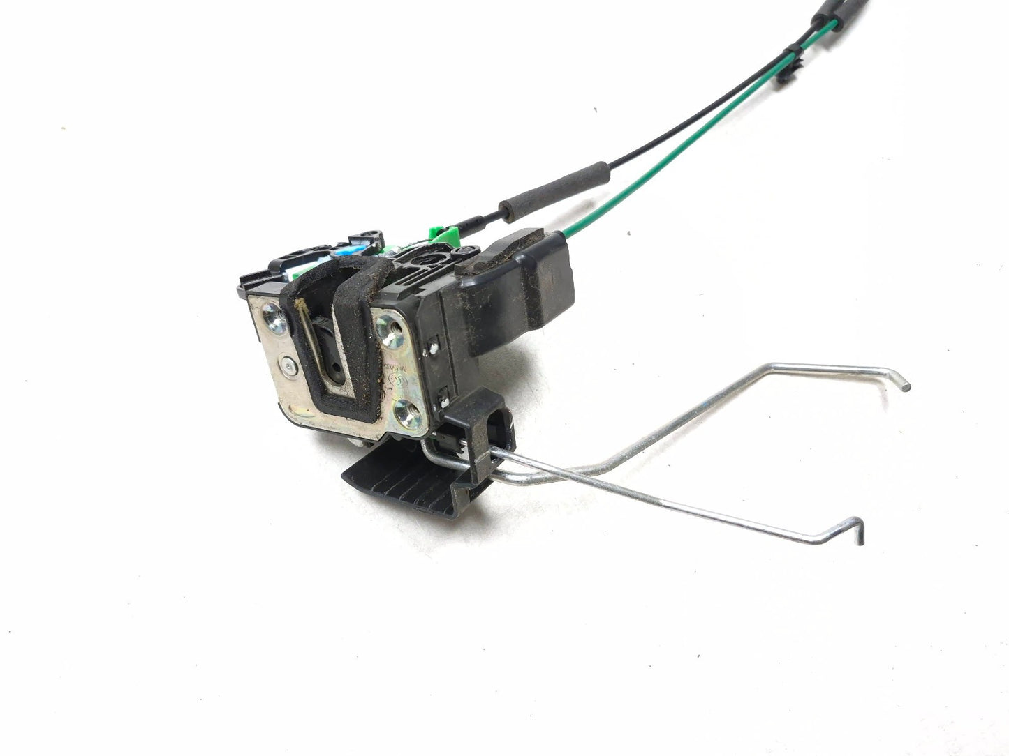 2014 Hyundai Accent Front Right Door Lock Actuator OEM