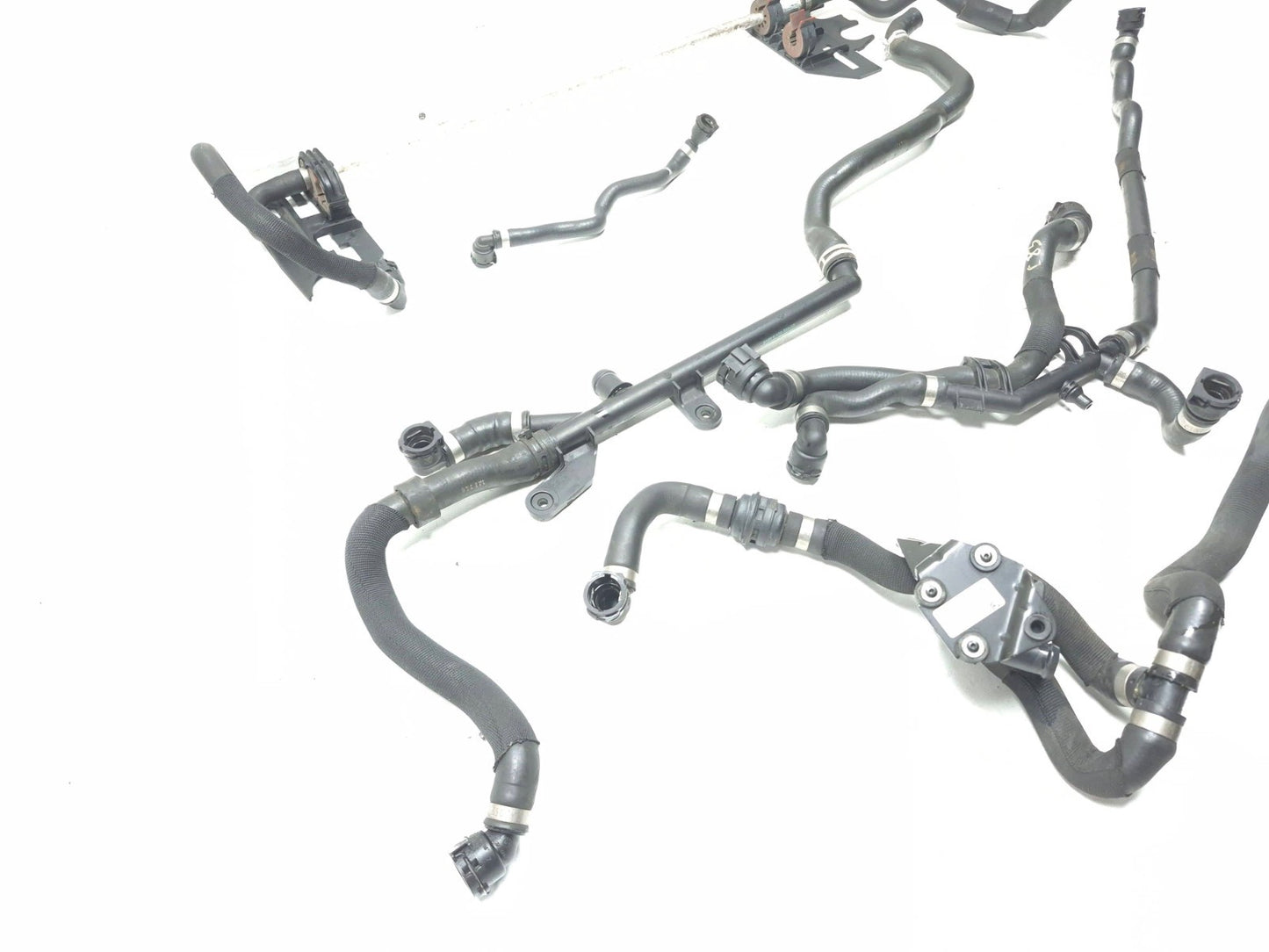 2011 BMW 750li Engine Coolant Hose Pipe Line W/ Electric Pump 9167206 Oem✅