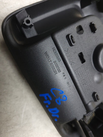 2014 - 2019 Chevrolet Silverado 1500 Drivers Door Interior Handle OEM