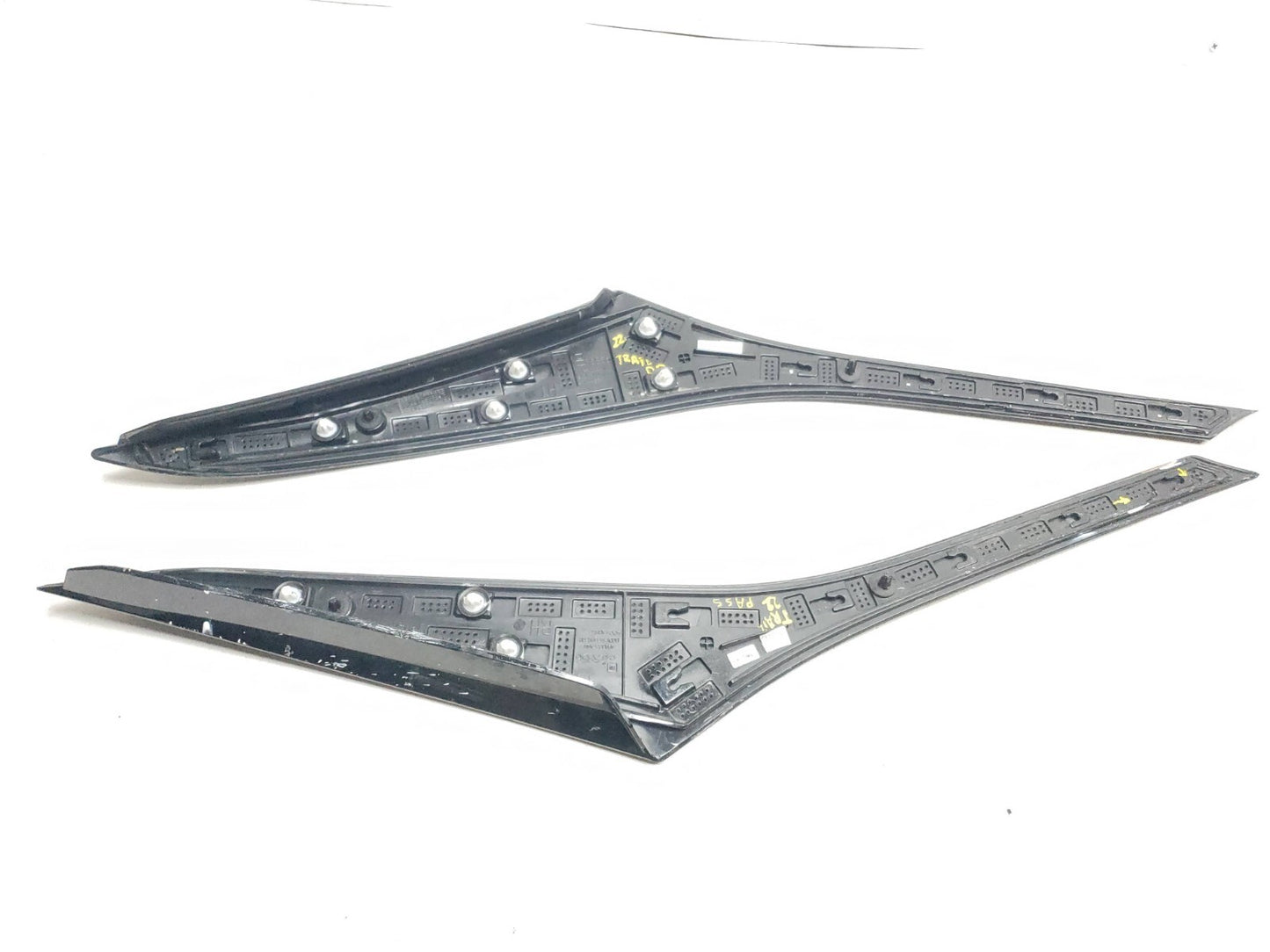 2022 Chevrolet Trailblazer Rear Quarter Applique Molding Left & Right OEM