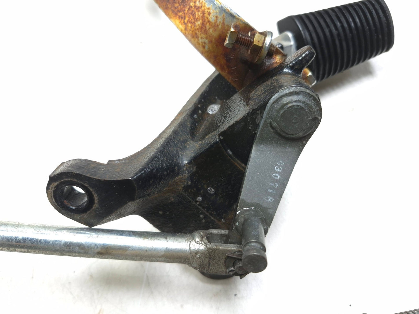 2004 Suzuki Intruder Volusia Vl800 Right Footrest W/ Brake Pedal Assy OEM