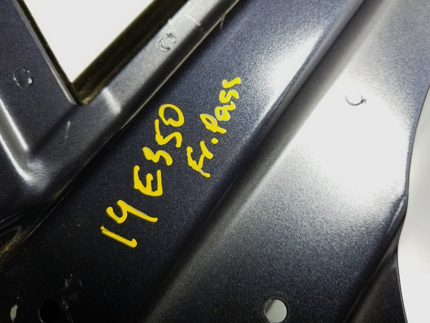 11 12 13 14 15 Mercedes E350 E550 Door W212 Front Passenger Shell. Sedan ✅