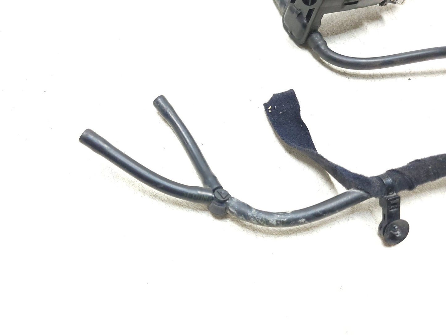 2017-2023 Alfa Romeo Stelvio Headlight Lamp Wiper Washer OEM