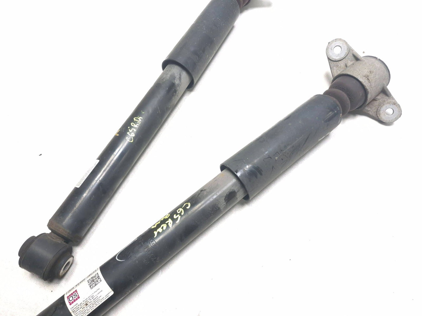 2019 Hyundai Kona Rear Shock Strut Absorber Left & Right OEM