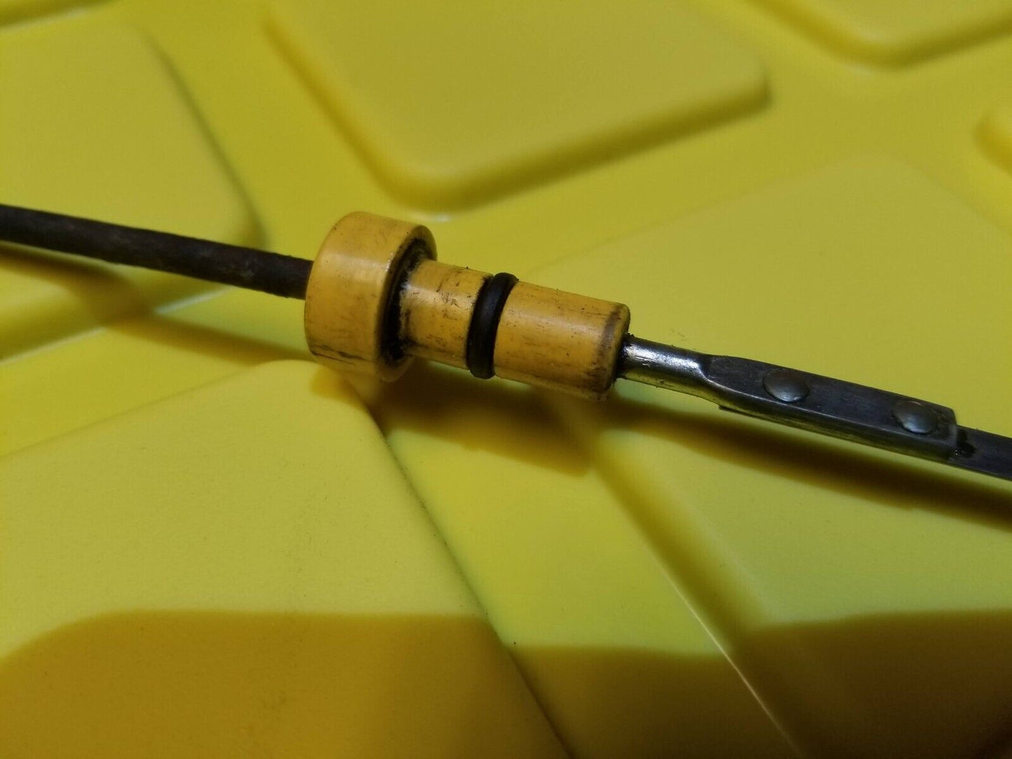 07 - 12 Nissan Sentra Engine Oil Dipstick 2.0l OEM